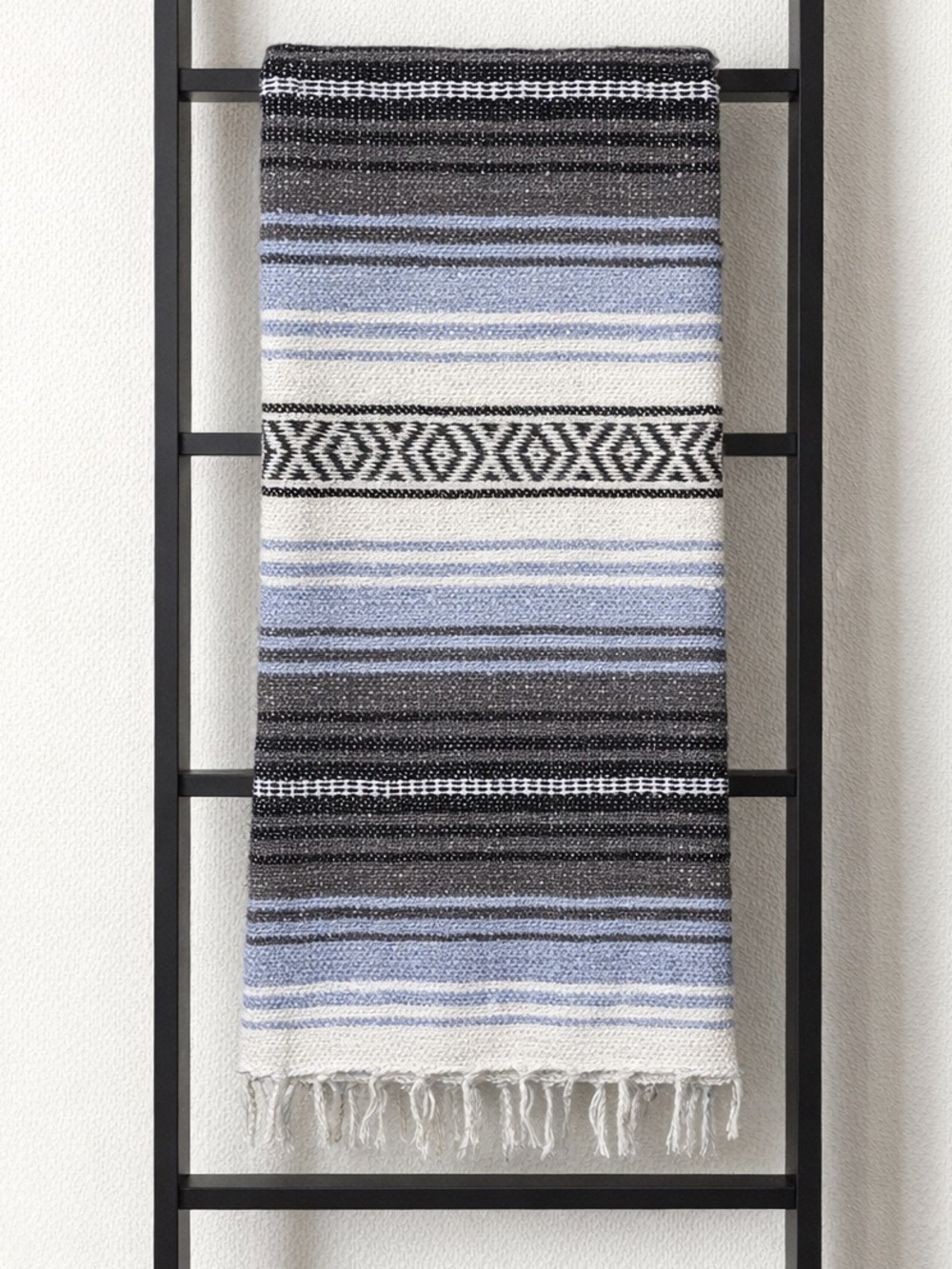 NWOT 72x48 Lt Blue Gray Black White Serape Fringed Blanket Boho Woven Throw